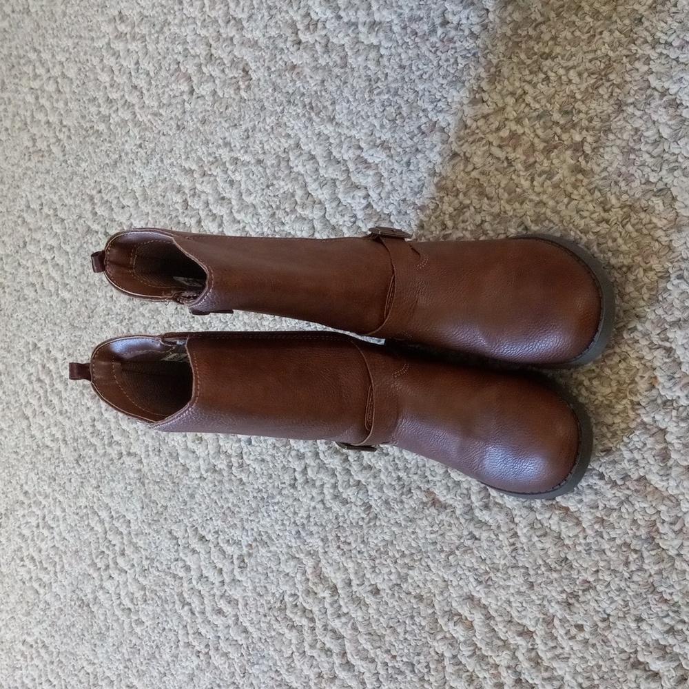 OshKosh Girls Boots Size 11